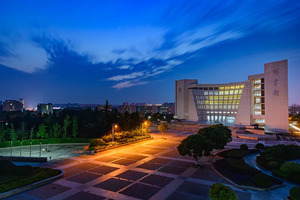 普通本科院校怎么选_尚书志愿，高考志愿填报服务平台，新高考选科填报指南，高考查分，大学专业排名，生涯规划