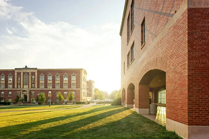 填报高考志愿为什么要考虑未来的就业地区?_尚书志愿，高考志愿填报服务平台，新高考选科填报指南，高考查分，大学专业排名，生涯规划