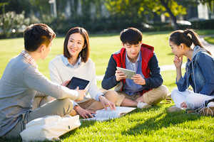 上本科三批好还是上专科一批好?_尚书志愿，高考志愿填报服务平台，新高考选科填报指南，高考查分，大学专业排名，生涯规划