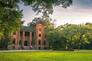 南京师范大学2025年高水平运动队招生简章_尚书志愿，高考志愿填报服务平台，新高考选科填报指南，高考查分，大学专业排名，生涯规划